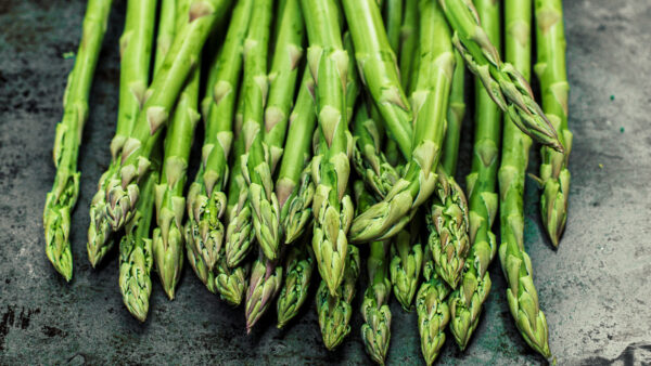 Plusieurs asperges