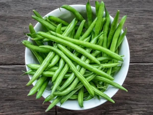 haricot vert dans un bol